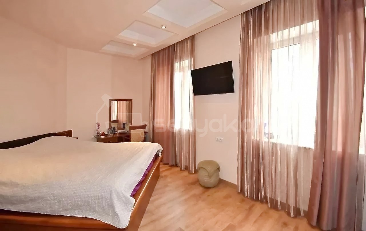 3 Սենյականոց Բնակարան Նորակառույցում, 120քմ, 8/9 հարկ, Կապիտալ Վերանորոգված