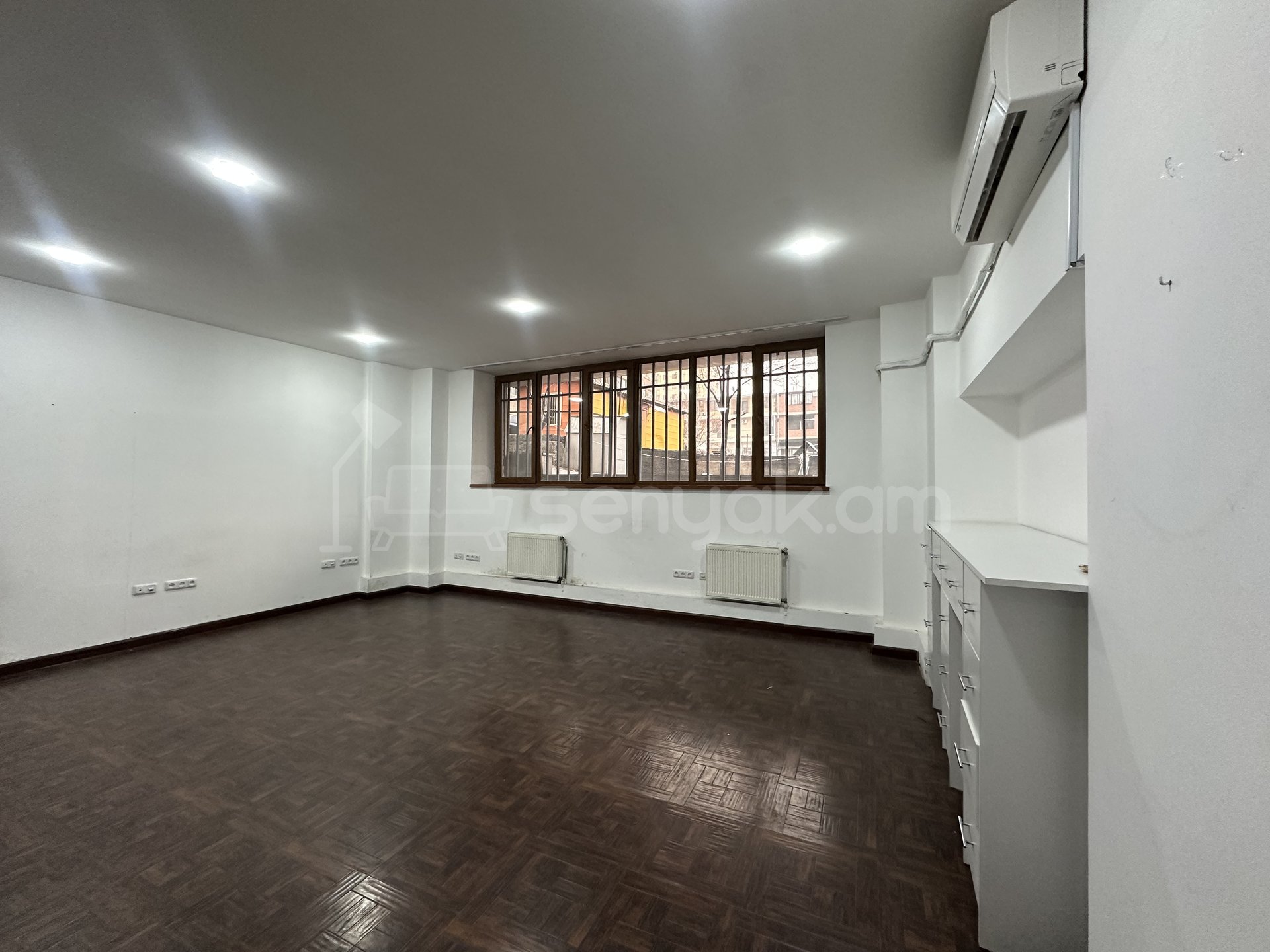 Օֆիսային Տարածք, 40քմ, Կապիտալ Վերանորոգված