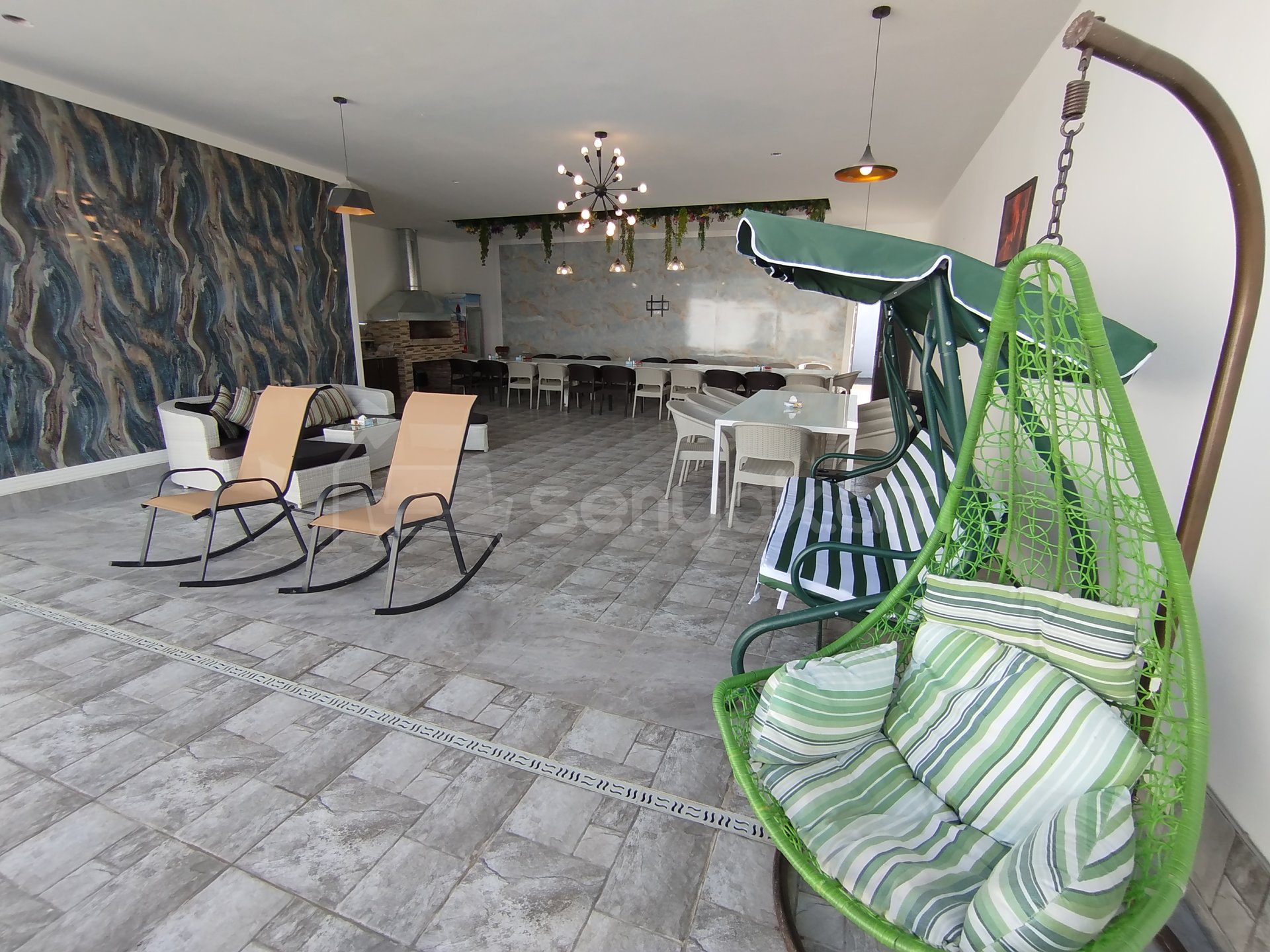 2 Սենյականոց Ամառանոց, 150քմ, Լողավազանով