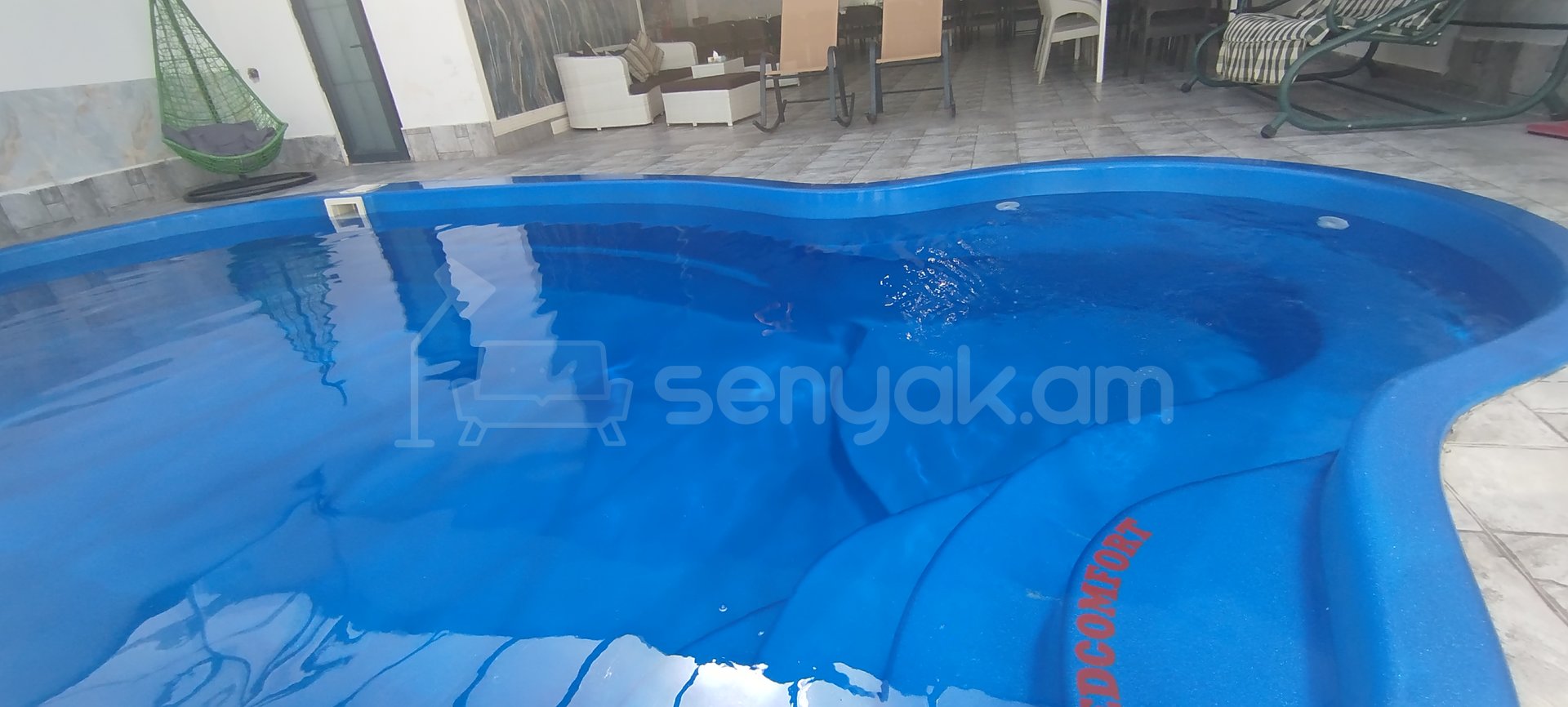 2 Սենյականոց Ամառանոց, 150քմ, Լողավազանով