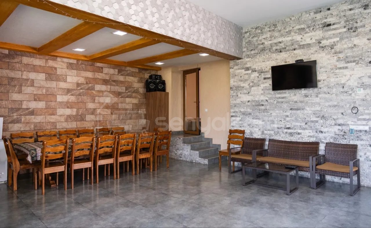 2 Սենյականոց Շքեղ Առանձնատուն, 200քմ, Լողավազանով