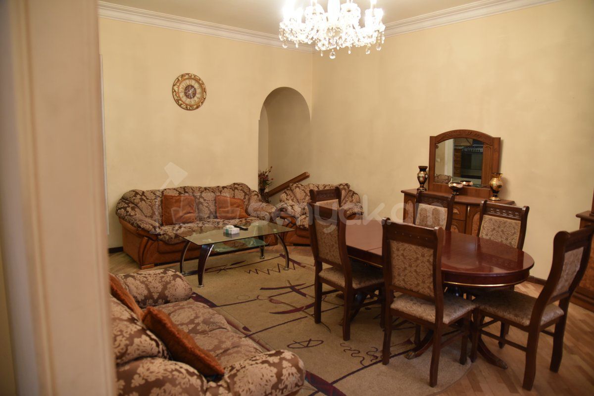 5 Սենյականոց Սեփական Տուն, 220քմ, Կապիտալ Վերանորոգված, Ավտոտնակով