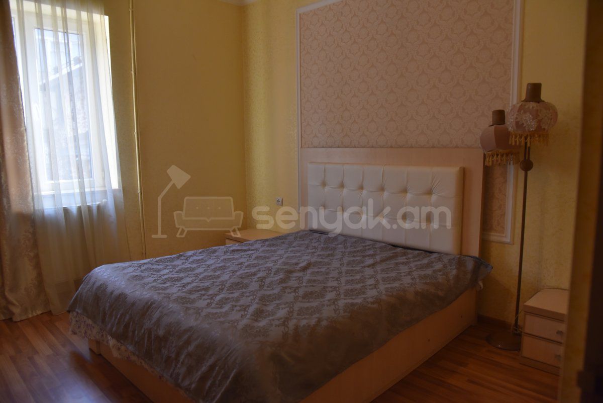 5 Սենյականոց Սեփական Տուն, 220քմ, Կապիտալ Վերանորոգված, Ավտոտնակով