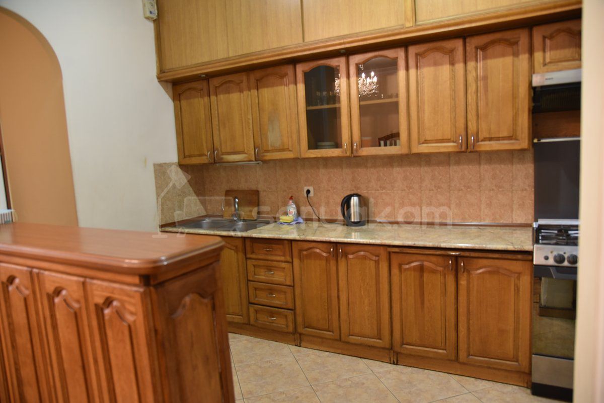 Օֆիսային Տարածք, 220քմ, Կապիտալ Վերանորոգված