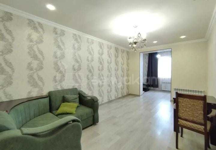 3 Սենյականոց Բնակարան Քարե Շենքում, 86քմ, 5/5 հարկ, Դիզայներական Վերանորոգված, Կահավորված, Արևկող