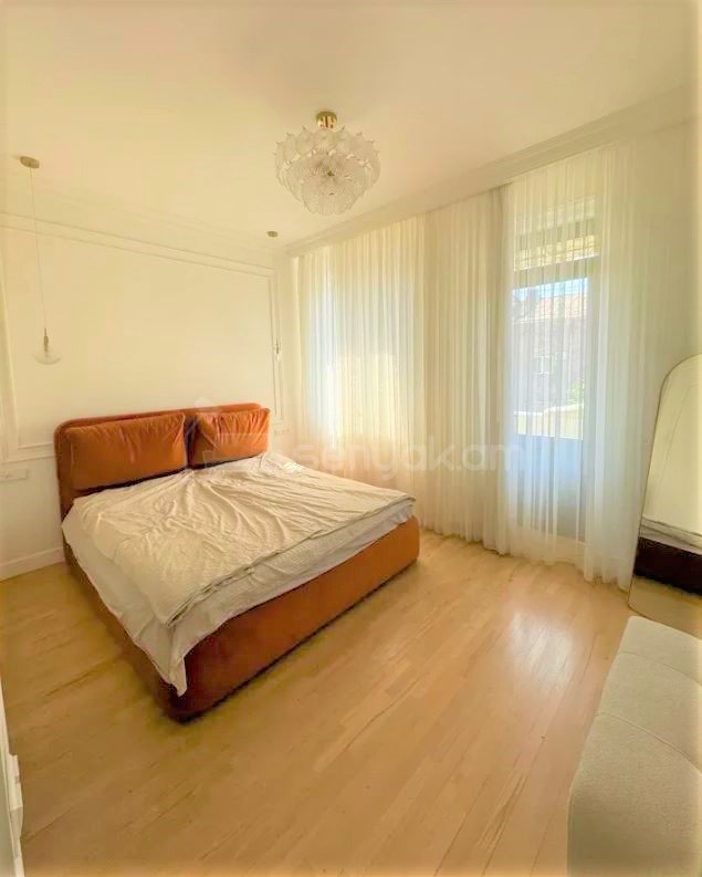 3 Սենյականոց Բնակարան Նորակառույց Քարե Շենքում, 100քմ, 4/4 հարկ, Դիզայներական Վերանորոգված