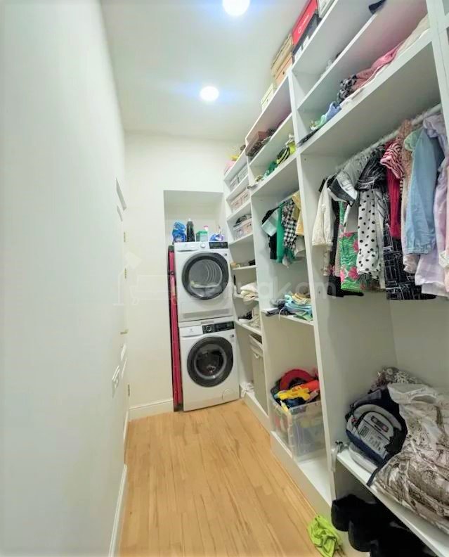 3 Սենյականոց Բնակարան Նորակառույց Քարե Շենքում, 100քմ, 4/4 հարկ, Դիզայներական Վերանորոգված