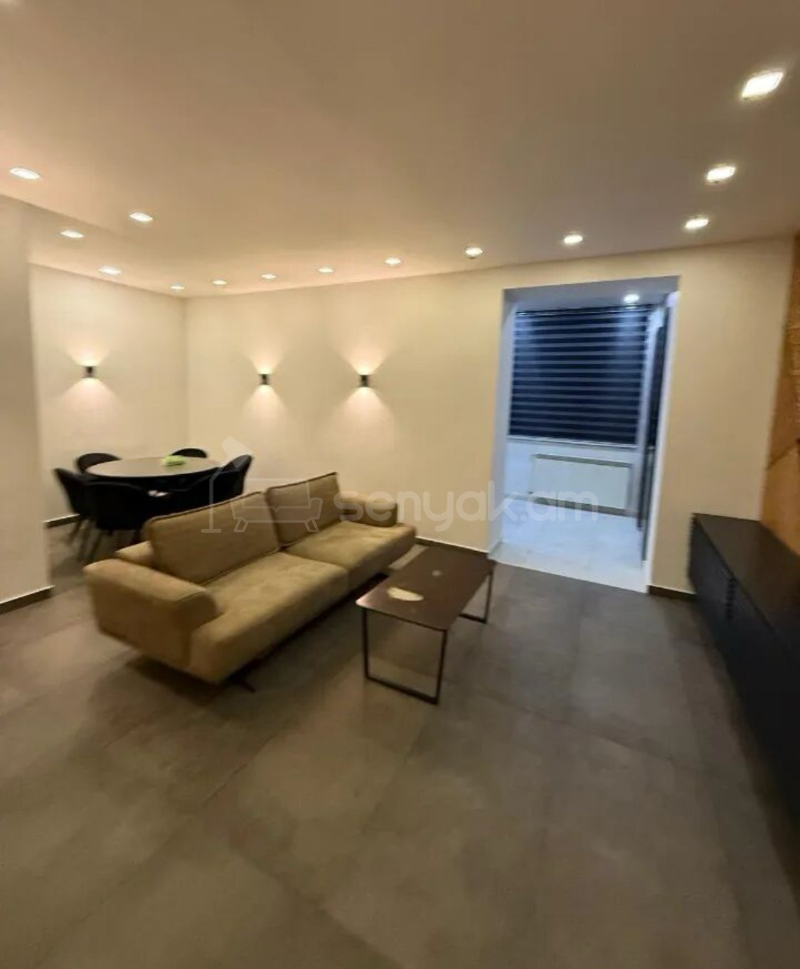 3 Սենյականոց Բնակարան Քարե Շենքում, 82քմ, 5/5 հարկ, Դիզայներական Վերանորոգված