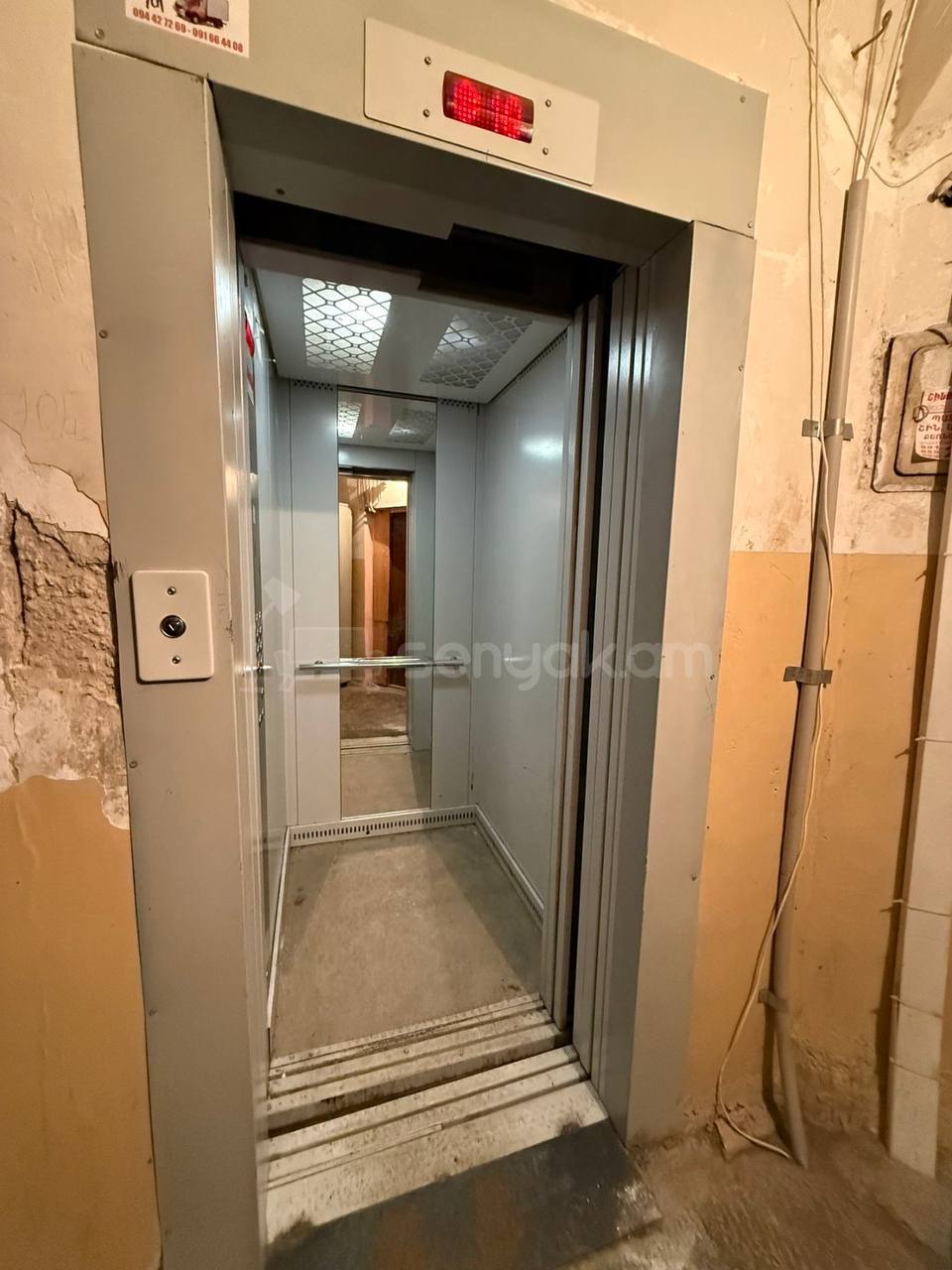 2 Սենյականոց Բնակարան, 40քմ, 10/12 հարկ, Կապիտալ Վերանորոգված