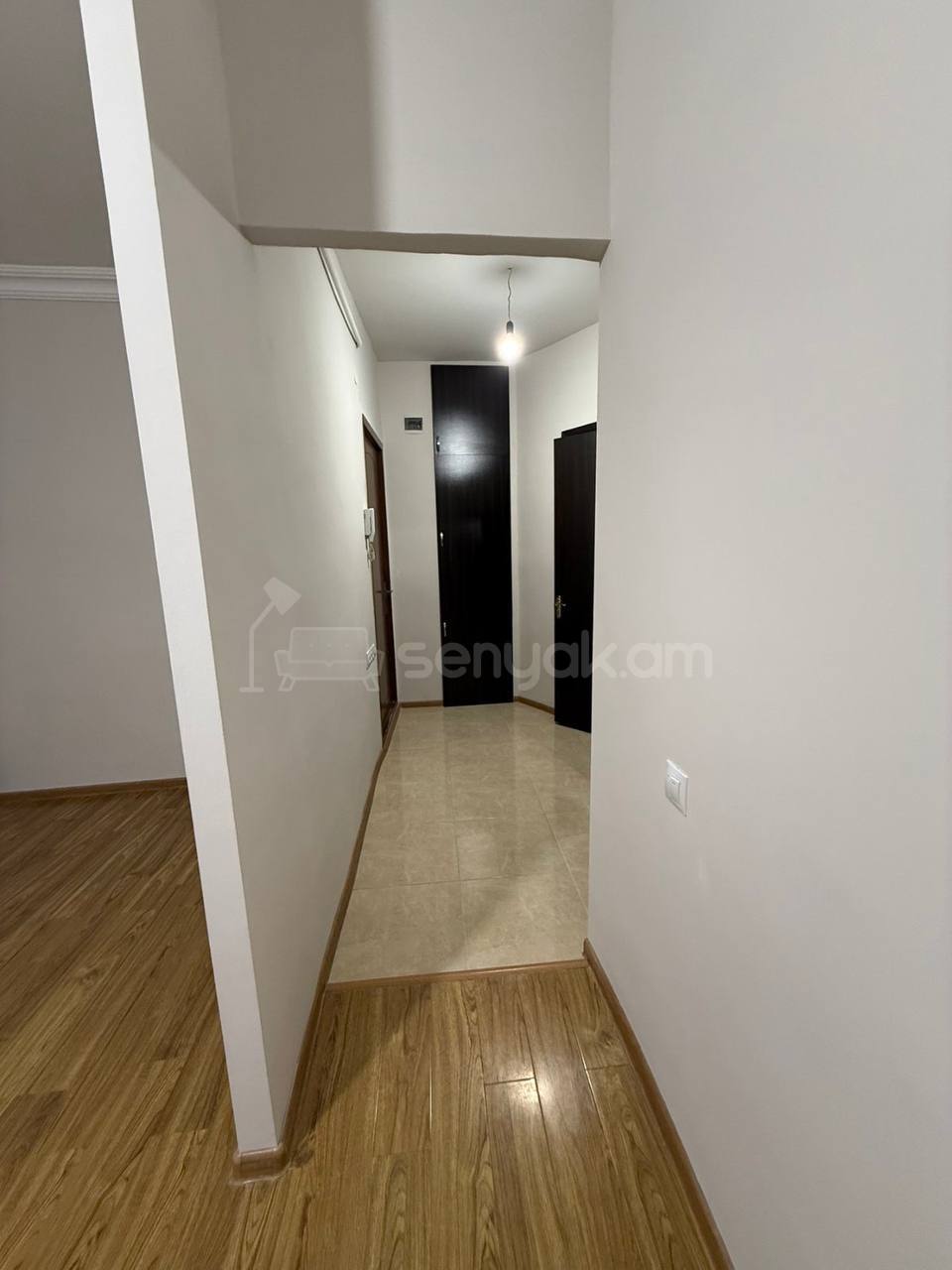 2 Սենյականոց Բնակարան, 40քմ, 10/12 հարկ, Կապիտալ Վերանորոգված