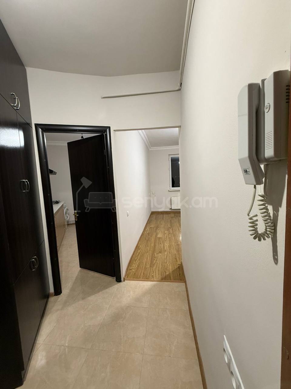 2 Սենյականոց Բնակարան, 40քմ, 10/12 հարկ, Կապիտալ Վերանորոգված
