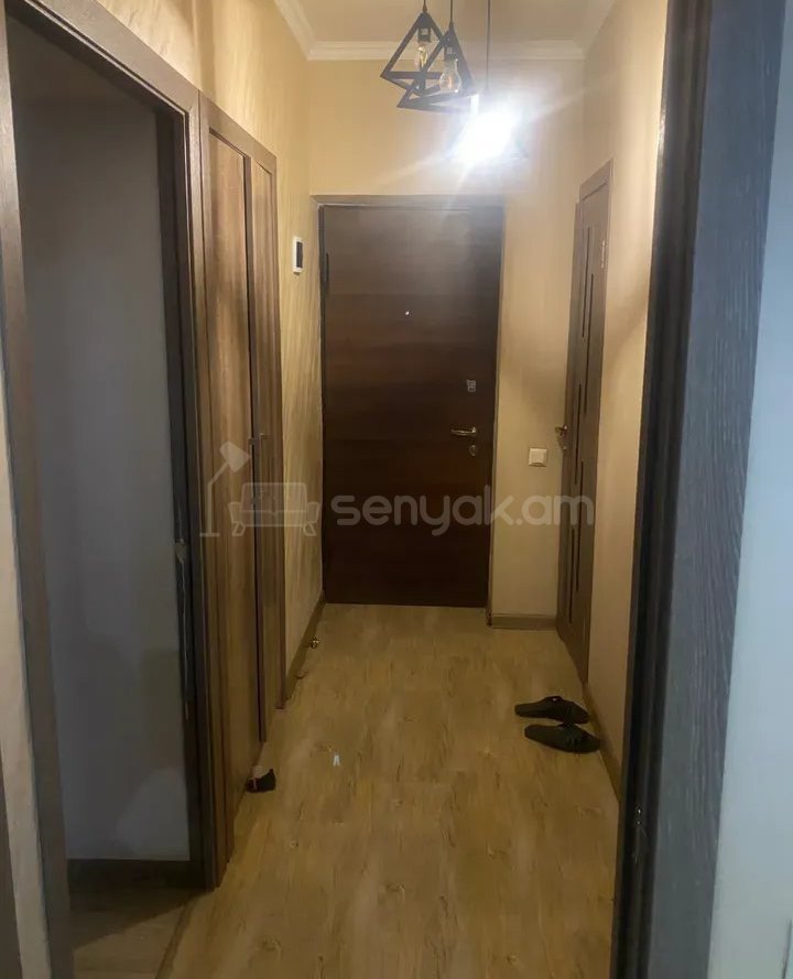 2 Սենյականոց Բնակարան Քարե Շենքում, 70քմ, 3/5 հարկ, Կոսմետիկ Վերանորոգված