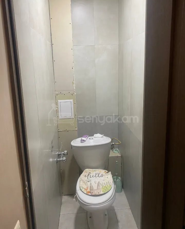 2 Սենյականոց Բնակարան Քարե Շենքում, 70քմ, 3/5 հարկ, Կոսմետիկ Վերանորոգված