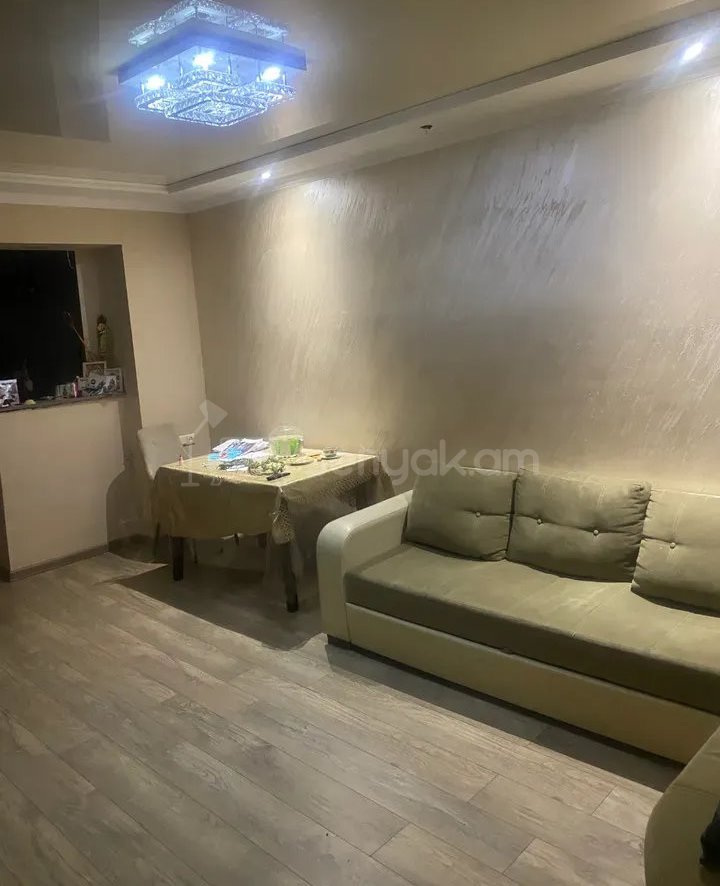 2 Սենյականոց Բնակարան Քարե Շենքում, 70քմ, 3/5 հարկ, Կոսմետիկ Վերանորոգված