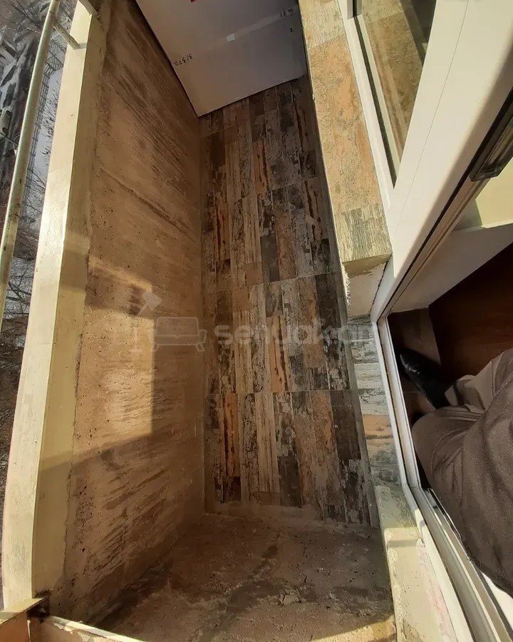 2 Սենյականոց Բնակարան, 33քմ, 6/9 հարկ, Կապիտալ Վերանորոգված