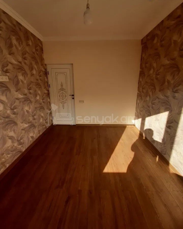 2 Սենյականոց Բնակարան, 33քմ, 6/9 հարկ, Կապիտալ Վերանորոգված