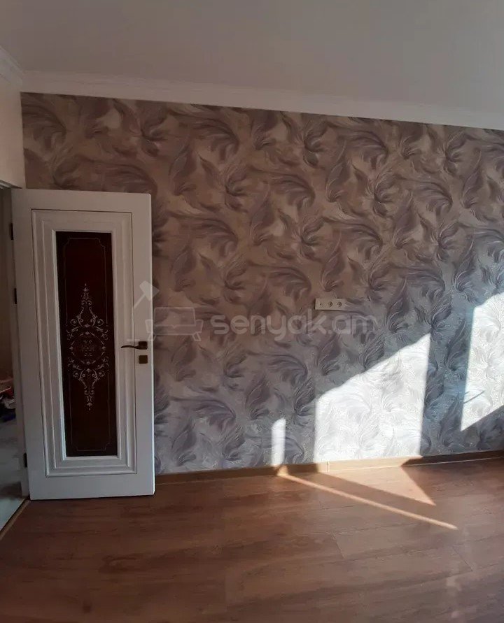 2 Սենյականոց Բնակարան, 33քմ, 6/9 հարկ, Կապիտալ Վերանորոգված