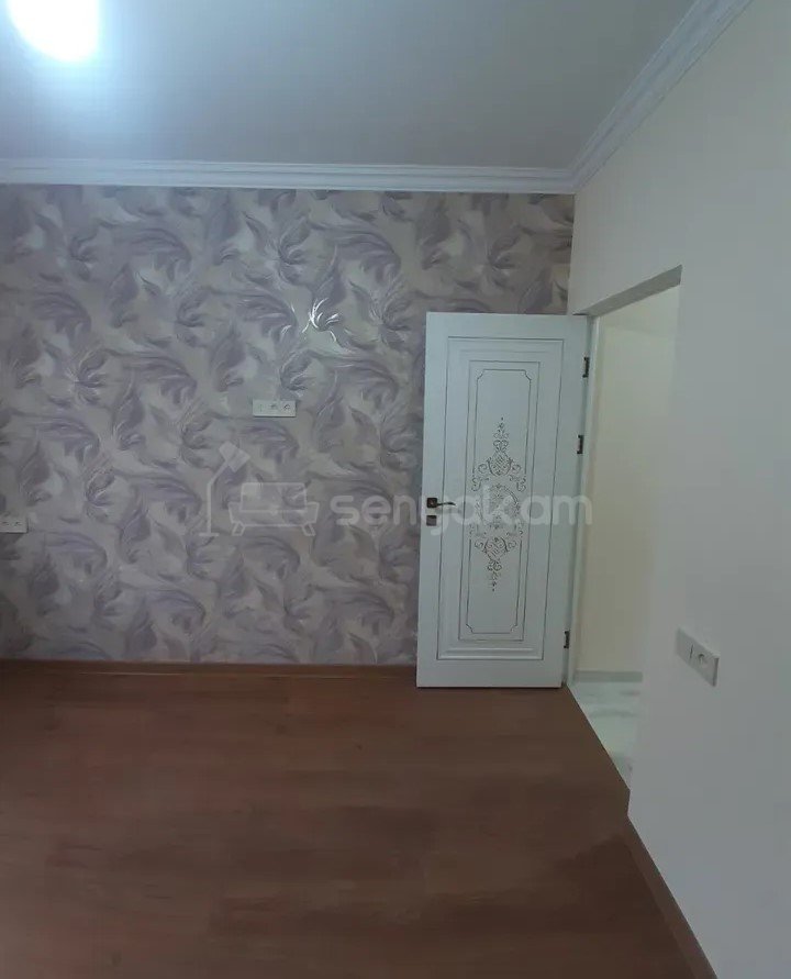 2 Սենյականոց Բնակարան, 33քմ, 6/9 հարկ, Կապիտալ Վերանորոգված