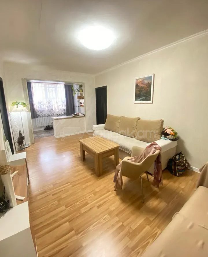 3 Սենյականոց Բնակարան Քարե Շենքում, 55քմ, 1/5 հարկ, Կապիտալ Վերանորոգված