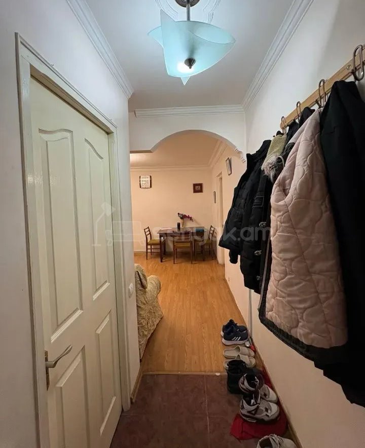 3 Սենյականոց Բնակարան, 55քմ, 1/5 հարկ, Կապիտալ Վերանորոգված