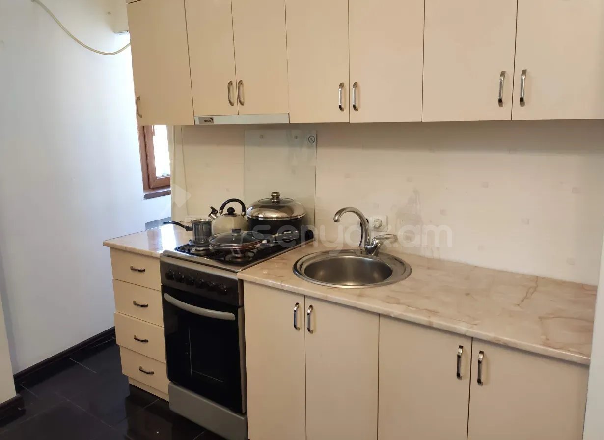 3 Սենյականոց Բնակարան, 58քմ, 2/4 հարկ, Կապիտալ Վերանորոգված