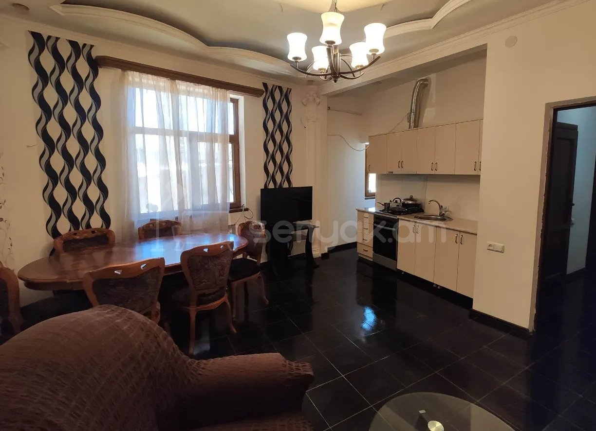 3 Սենյականոց Բնակարան, 58քմ, 2/4 հարկ, Կապիտալ Վերանորոգված