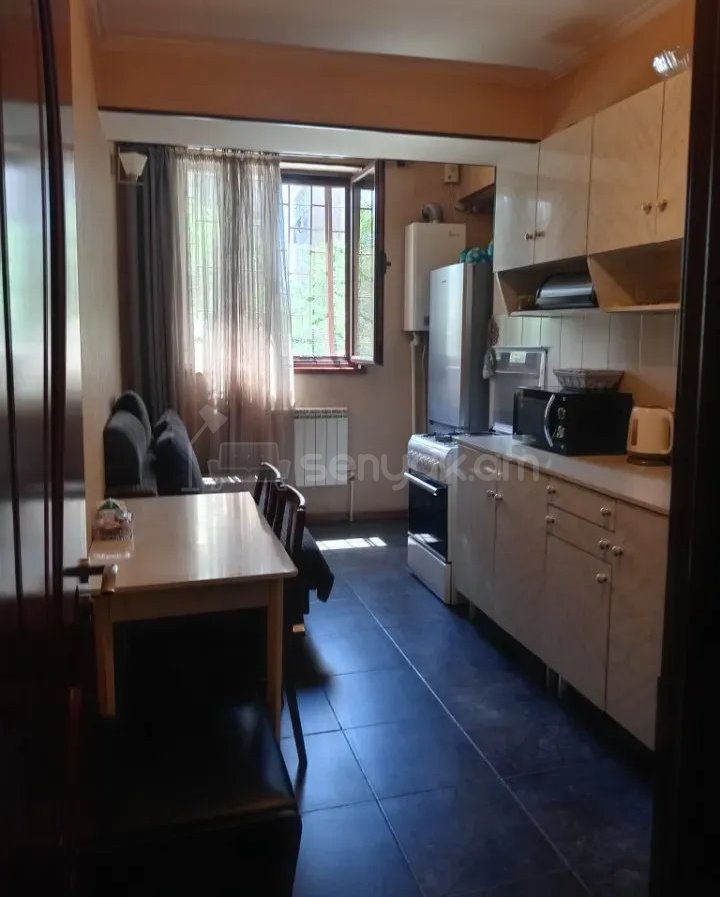 1 Սենյականոց Բնակարան, 51քմ, 1/9 հարկ, Կապիտալ Վերանորոգված