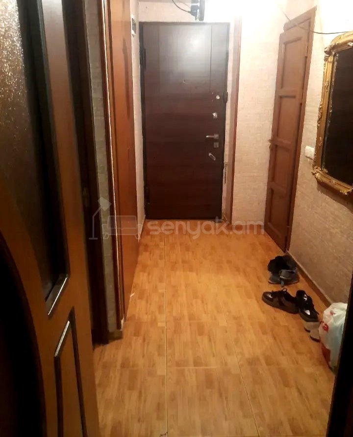 2 Սենյականոց Բնակարան Քարե Շենքում, 56քմ, 1/5 հարկ, Կապիտալ Վերանորոգված