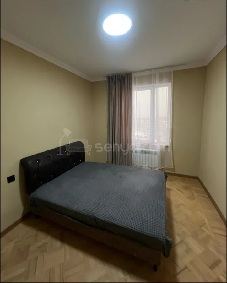 3 Սենյականոց Բնակարան, 80քմ, 7/9 հարկ, Նորմալ Վիճակում, Կահավորված