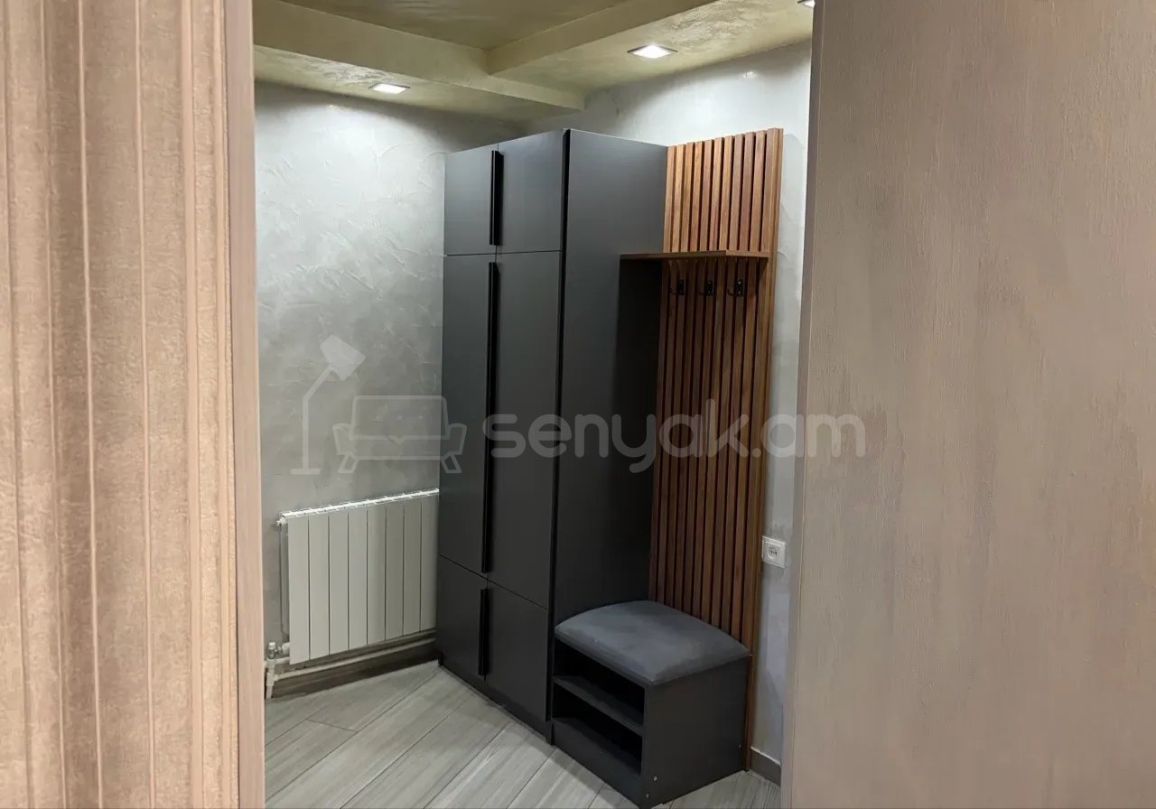 2 Սենյականոց Բնակարան Քարե Շենքում, 50քմ, 1/4 հարկ, Կապիտալ Վերանորոգված, Կահավորված