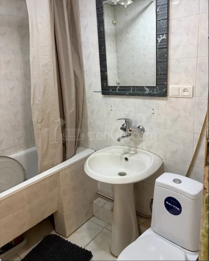 2 Սենյականոց Բնակարան Քարե Շենքում, 50քմ, 1/4 հարկ, Կապիտալ Վերանորոգված, Կահավորված