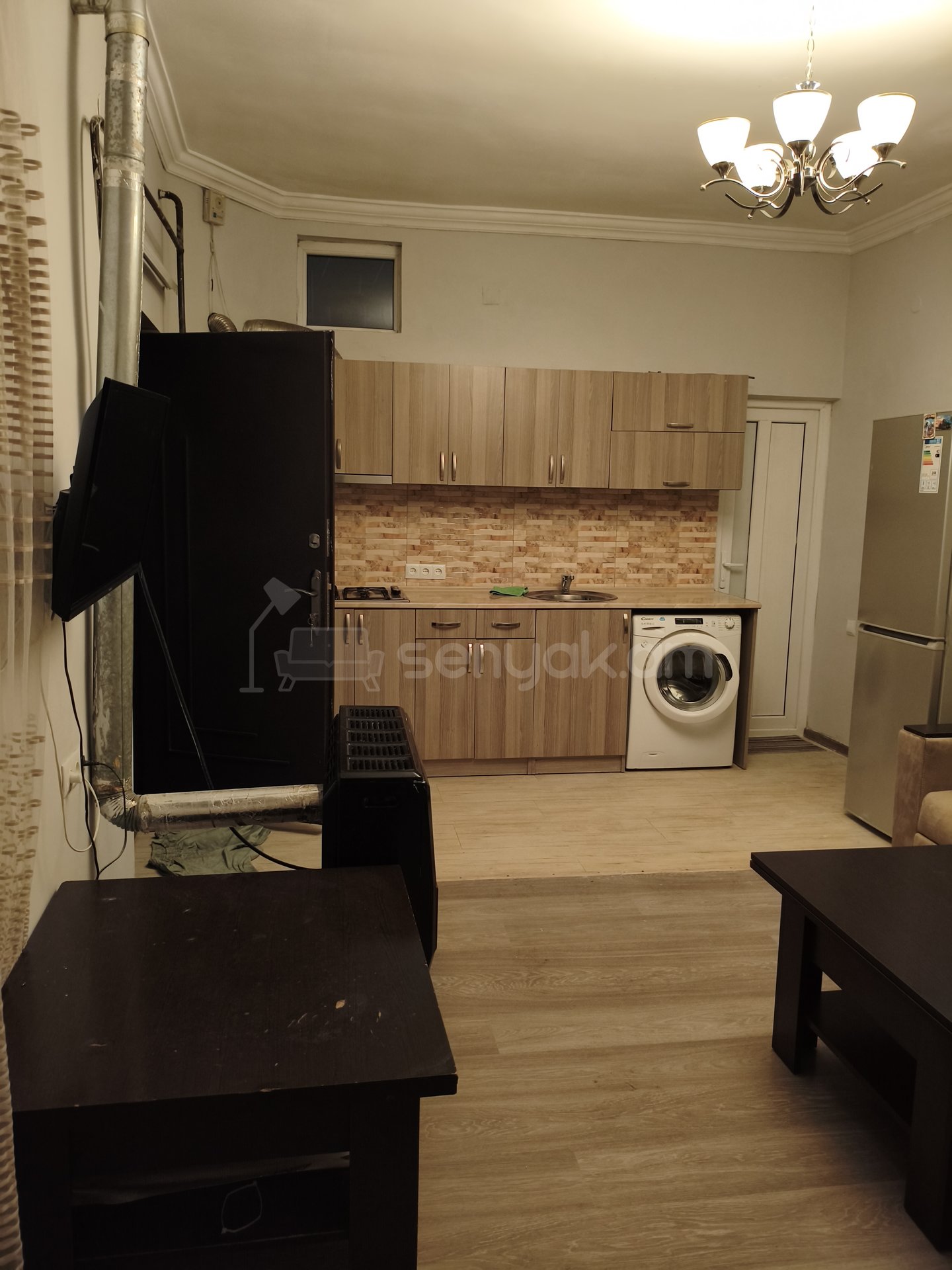 2 Սենյականոց Բնակարան Քարե Շենքում, 40քմ, 1/1 հարկ, Կապիտալ Վերանորոգված, Կահավորված, Արևկող