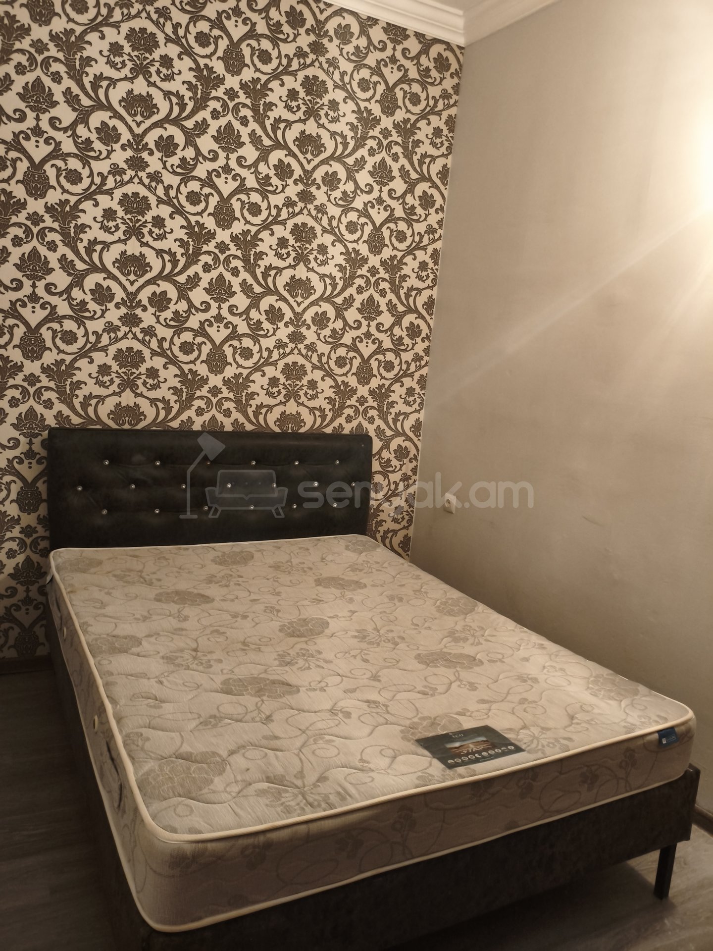 2 Սենյականոց Բնակարան Քարե Շենքում, 40քմ, 1/1 հարկ, Կապիտալ Վերանորոգված, Կահավորված, Արևկող