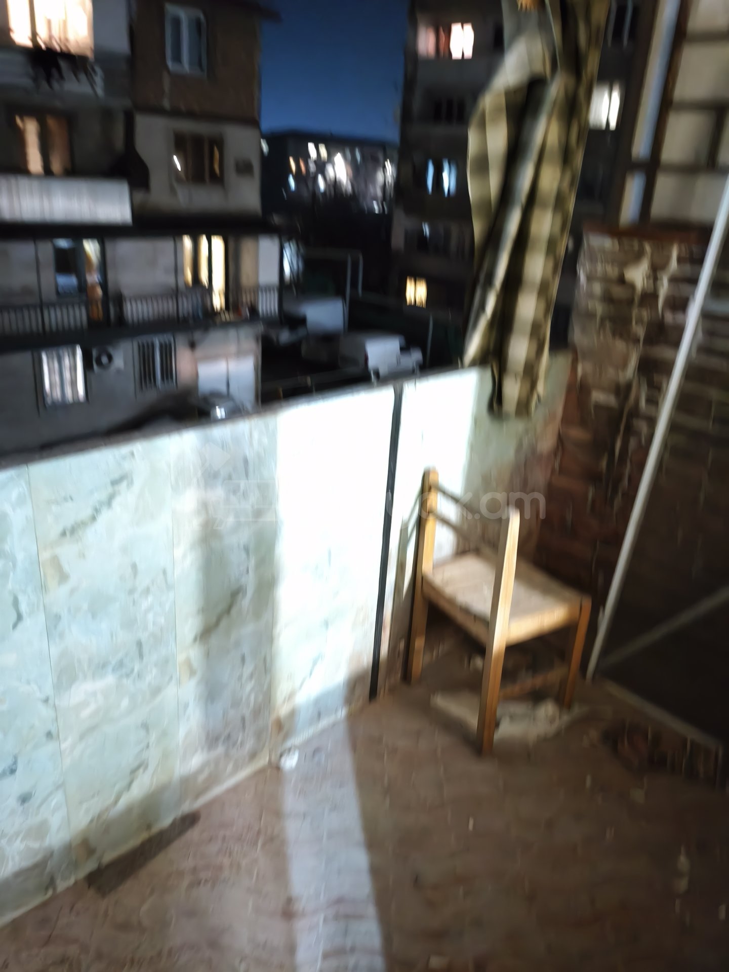 3 Սենյականոց Բնակարան Քարե Շենքում, 72քմ, 2/4 հարկ, Կապիտալ Վերանորոգված, Կահավորված, Արևկող