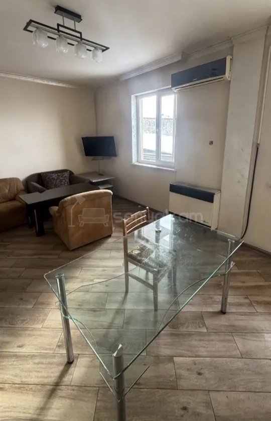 2 Սենյականոց Բնակարան Քարե Շենքում, 65քմ, 2/2 հարկ, Կապիտալ Վերանորոգված, Կահավորված