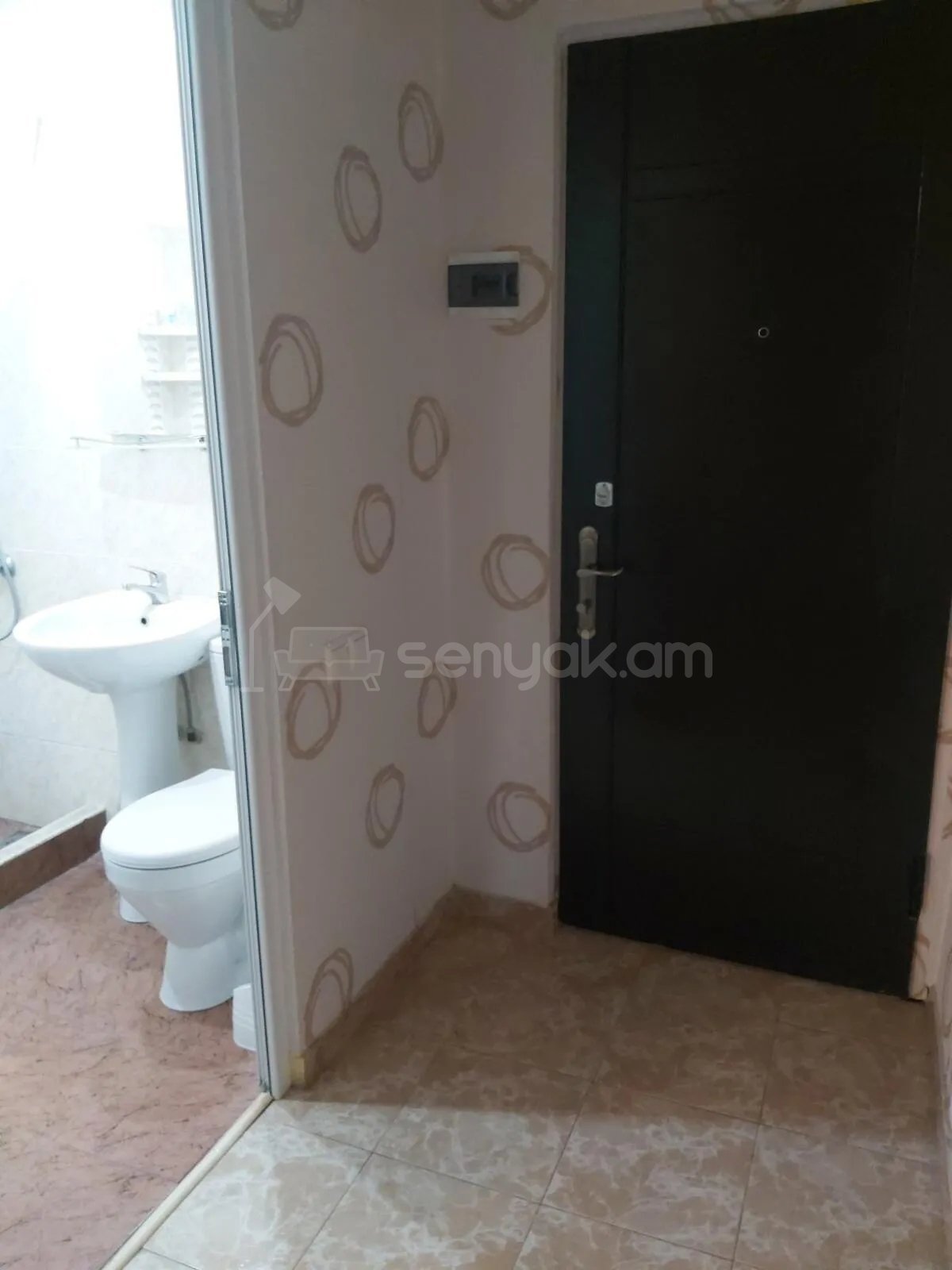 1 Սենյականոց Բնակարան, 37քմ, 2/5 հարկ, Կապիտալ Վերանորոգված, Կահավորված, Արևկող