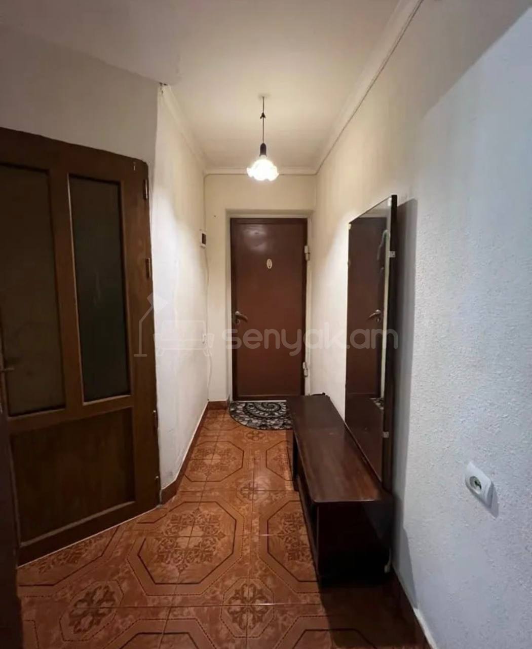 2 Սենյականոց Բնակարան Քարե Շենքում, 54քմ, 4/5 հարկ, Նորմալ Վիճակում