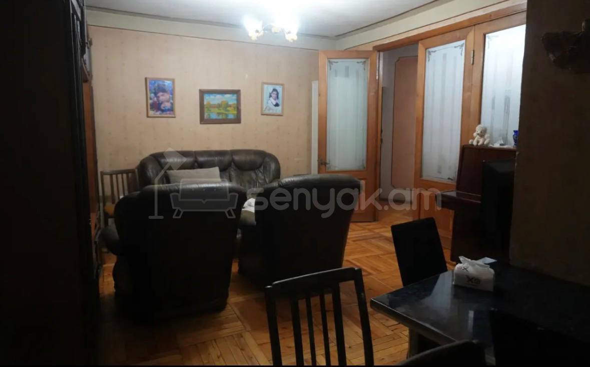 3 Սենյականոց Բնակարան, 80քմ, 11/16 հարկ, Նորմալ Վիճակում