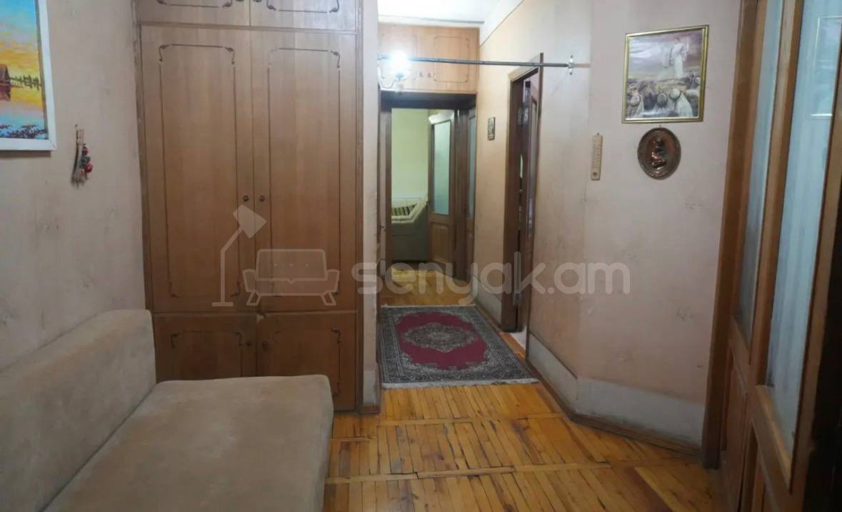 3 Սենյականոց Բնակարան, 80քմ, 11/16 հարկ, Նորմալ Վիճակում