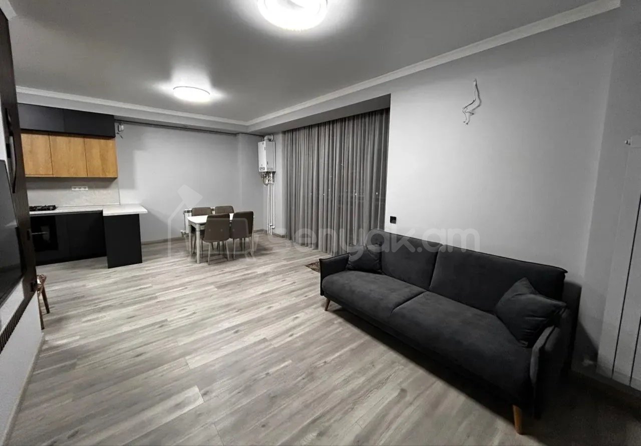 3 Սենյականոց Բնակարան, 90քմ, 8/18 հարկ, Դիզայներական Վերանորոգված, Կահավորված