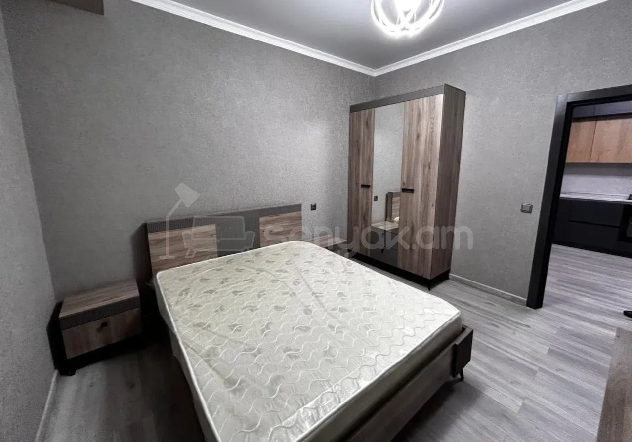 3 Սենյականոց Բնակարան, 90քմ, 8/18 հարկ, Դիզայներական Վերանորոգված, Կահավորված