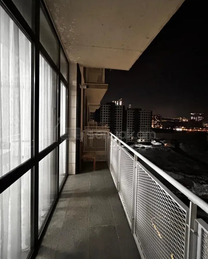 3 Սենյականոց Բնակարան, 90քմ, 8/18 հարկ, Դիզայներական Վերանորոգված, Կահավորված