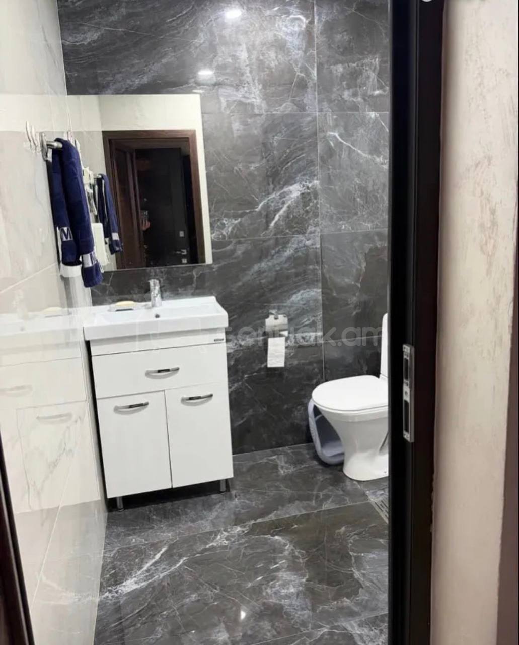 2 Սենյականոց Բնակարան, 43քմ, 5/9 հարկ, Կապիտալ Վերանորոգված