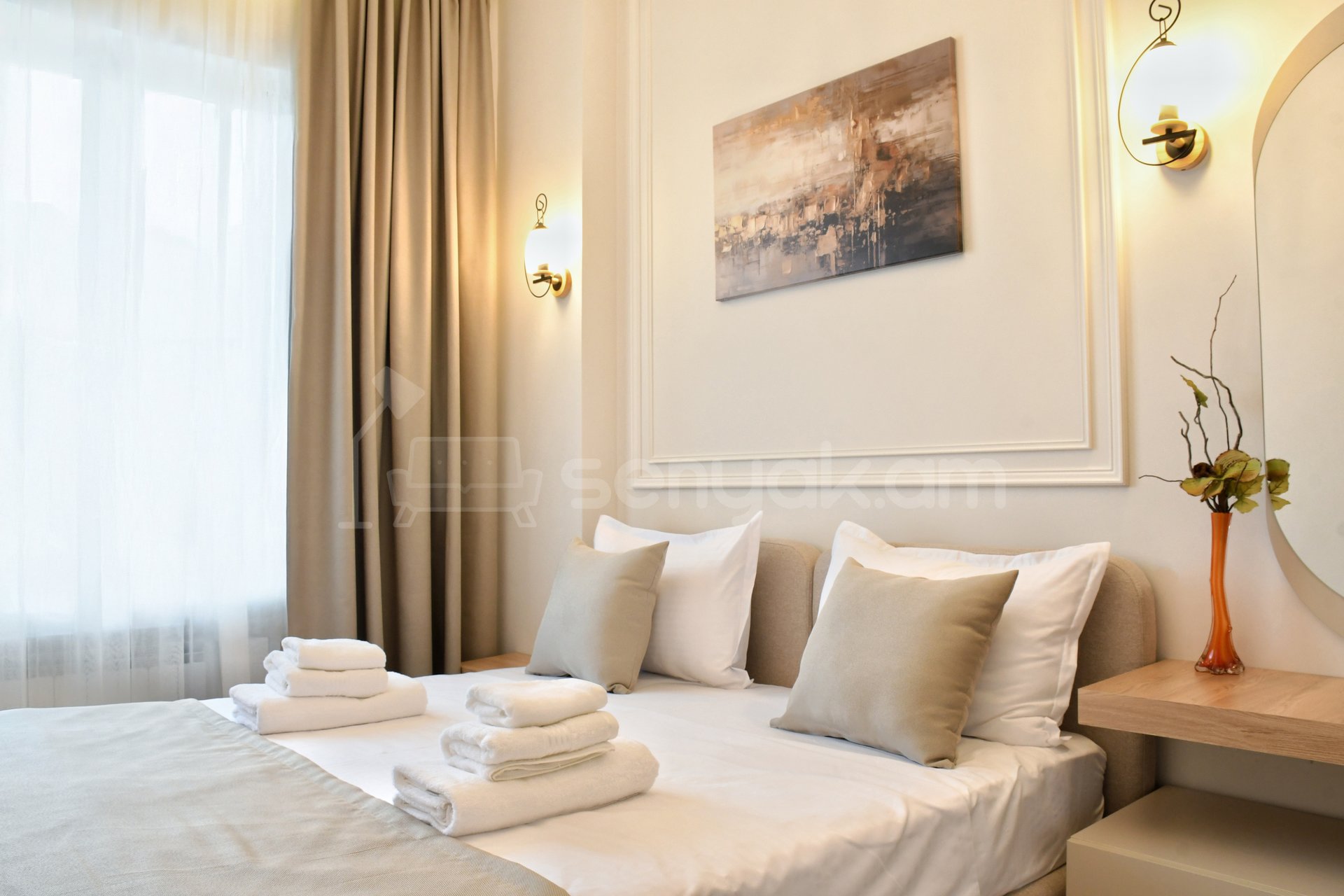 3 Սենյականոց Բնակարան Նորակառույց Քարե Շենքում, 85քմ, 2/2 հարկ, Դիզայներական Վերանորոգված, Կահավորված, Արևկող