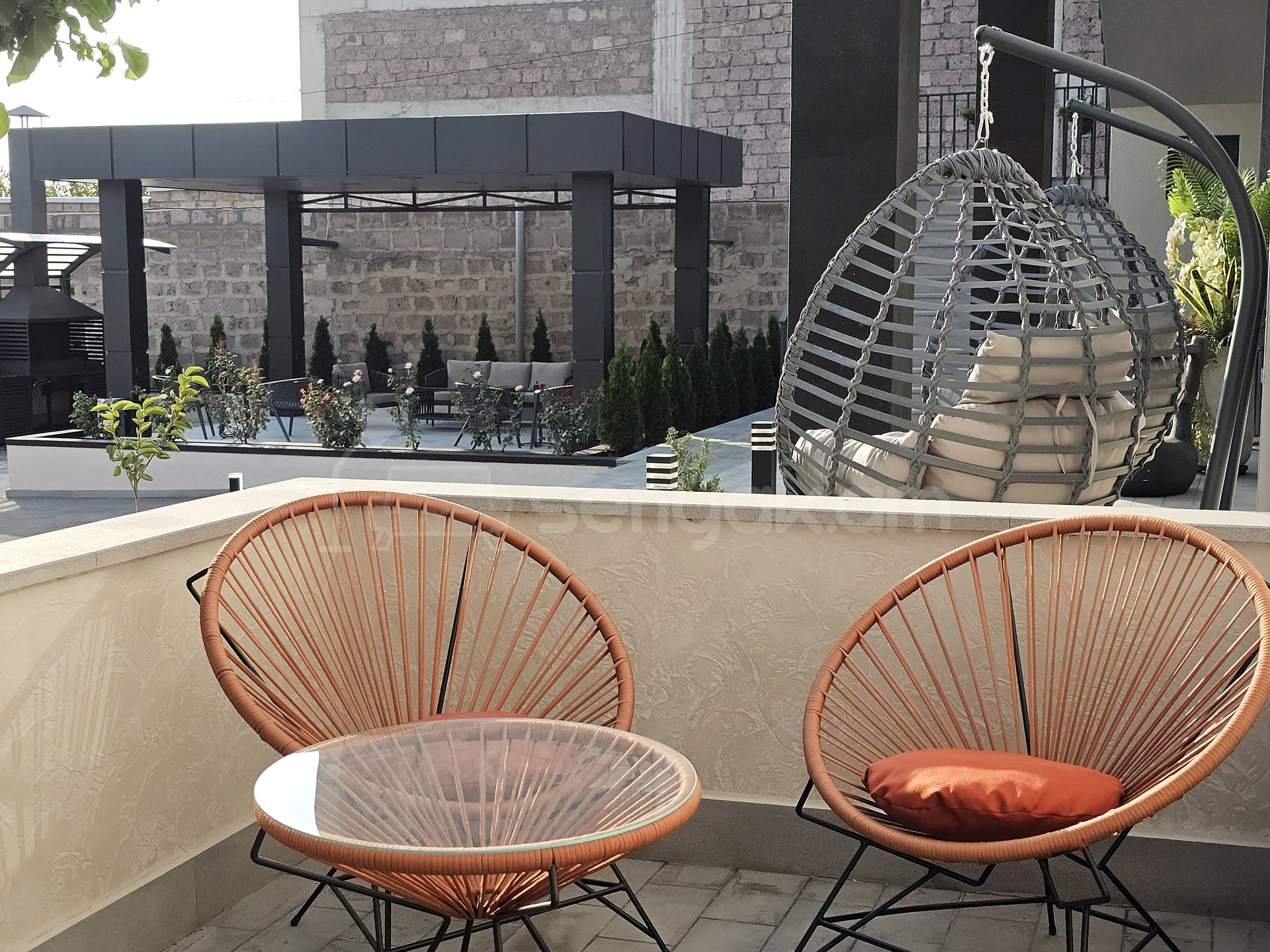 2 Սենյականոց Բնակարան Քարե Շենքում, 52քմ, 1/2 հարկ, Դիզայներական Վերանորոգված, Կահավորված, Արևկող