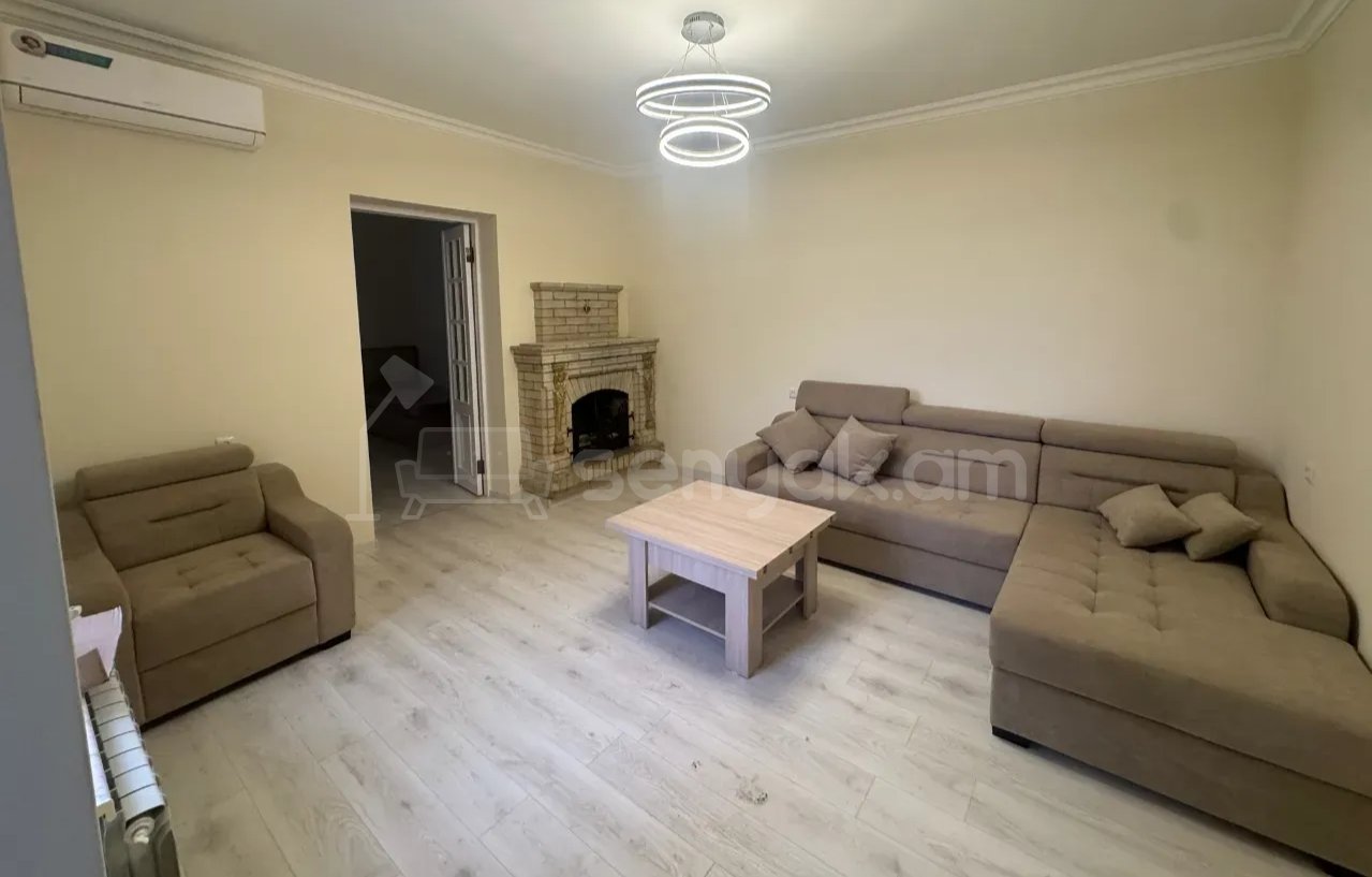 3 Սենյականոց Բնակարան Քարե Շենքում, 72քմ, 5/9 հարկ, Կապիտալ Վերանորոգված, Կահավորված, Արևկող