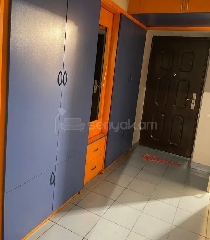 2 Սենյականոց Բնակարան Քարե Շենքում, 54քմ, 1/5 հարկ, Նորմալ Վիճակում, Կահավորված