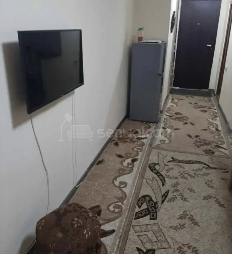 1 Սենյականոց Բնակարան Քարե Շենքում, 40քմ, 2/4 հարկ, Նորմալ Վիճակում, Կահավորված