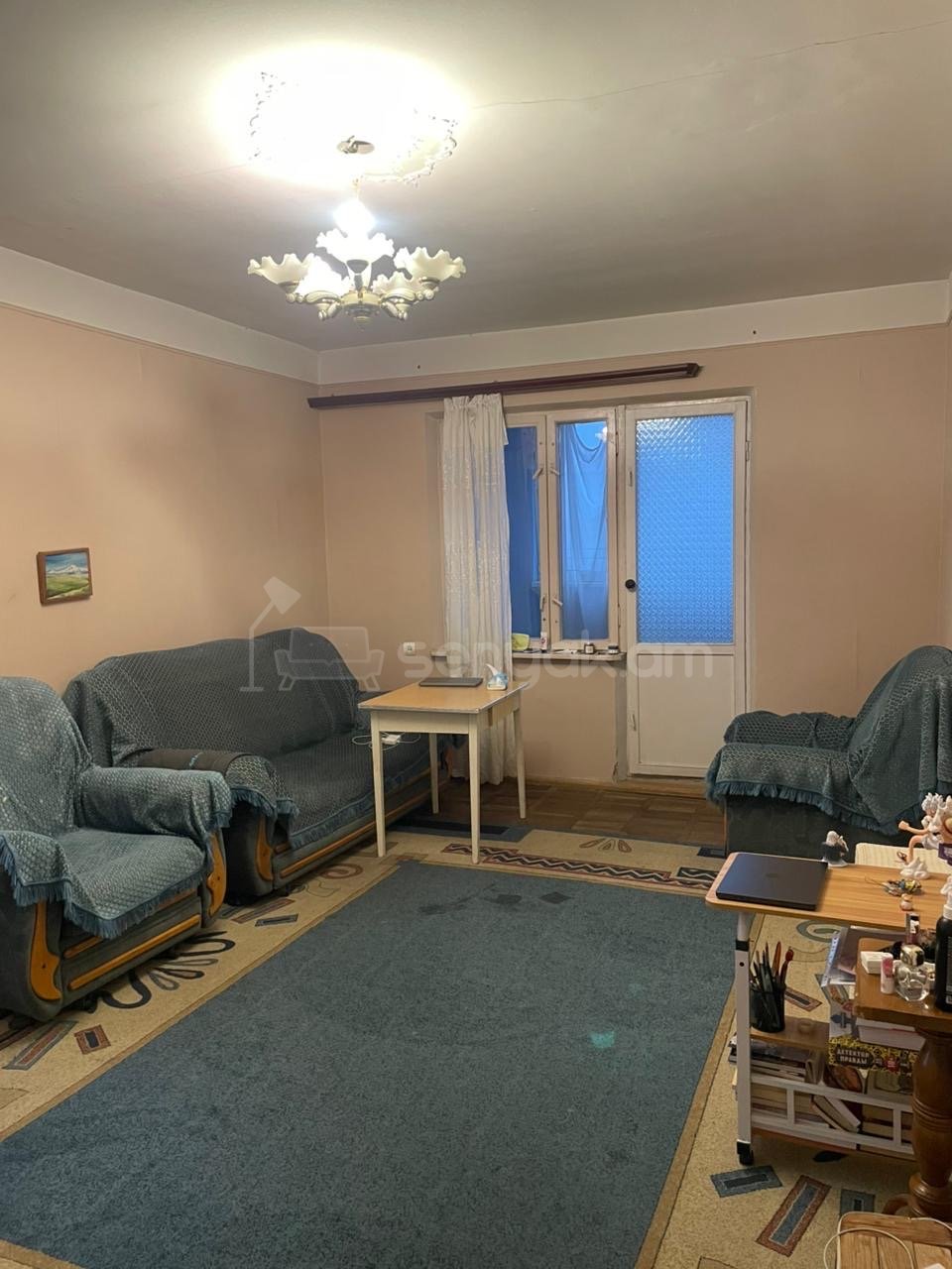 2 Սենյականոց Բնակարան, 50քմ, 9/9 հարկ, Նորմալ Վիճակում, Մասամբ Կահավորված, Արևկող