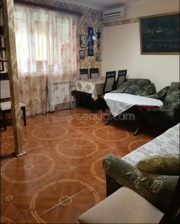 3 Սենյականոց Բնակարան, 80քմ, 9/9 հարկ, Նորմալ Վիճակում, Կահավորված